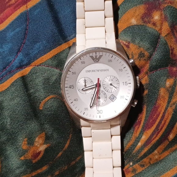Armani watch - Picture 2 of 3